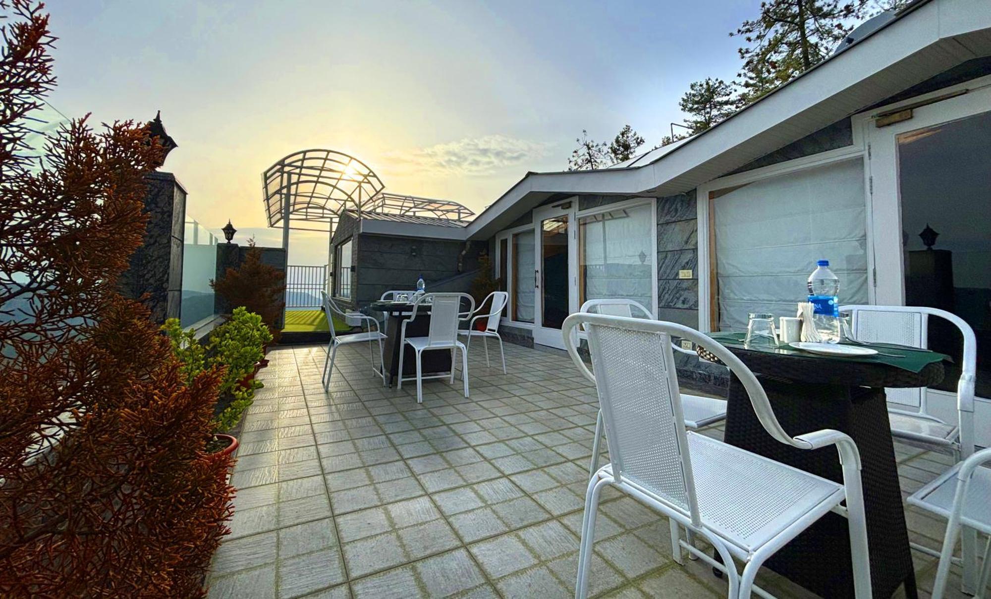 The Retreat Mashobra, Shimla Hotel Exterior photo